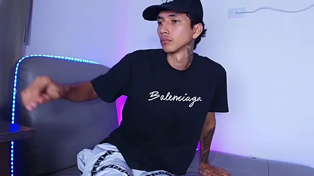 D3mon cock online show from December 2025 06:34:02 AM