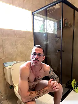 Lucasjandre online show from January 2026 12:19:01 PM