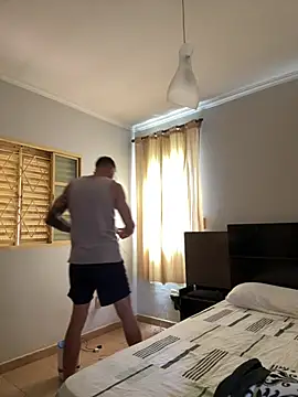 Lucasjandre online show from January 2026 12:09:02 PM