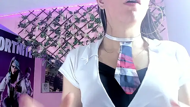 madalia303av online show from November 2025 03:51:02 AM