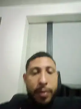 Snapshot of MAX_Jhonnson chatting on November 2025 05:07:01 AM MAX Jhonnson online show from November 2025 05:07:01 AM