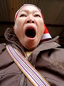 girl-hot2x online show from February 2026 01:45:01 AM