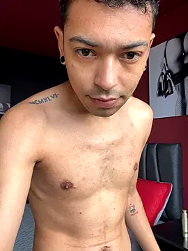 Snapshot of Imtavo chatting on November 2025 01:00:01 PM Imtavo online show from November 2025 01:00:01 PM