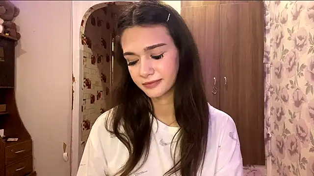 Snapshot of EunHendericks chatting on November 2025 11:09:02 AM EunHendericks online show from November 2025 11:09:02 AM