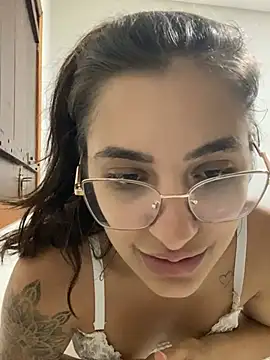 Snapshot of engelintense chatting on February 2026 05:11:02 PM engelintense online show from February 2026 05:11:02 PM