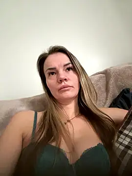 Cutebrowneyes  online show from January 2026 12:43:02 PM