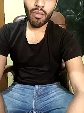 hotyyyyjonny online show from March 2026 12:49:02 PM