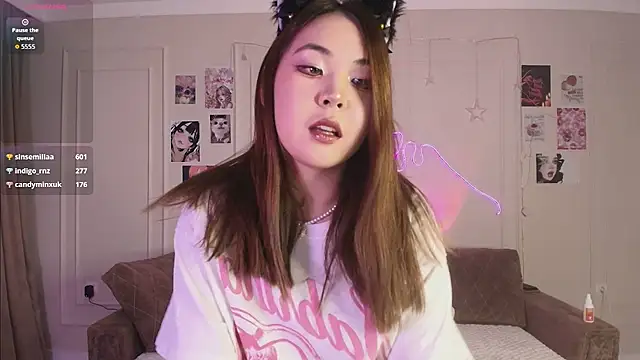 Snapshot of yummy_yuna chatting on November 2025 08:40:01 PM yummy yuna online show from November 2025 08:40:01 PM