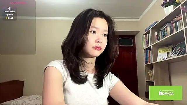 HuldaKye online show from February 2026 12:04:02 PM