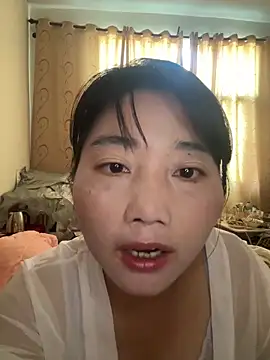 Snapshot of Nuomi6 chatting on November 2025 07:13:02 AM Nuomi6 online show from November 2025 07:13:02 AM