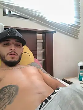 mohamedkarimm online show from May 2026 02:35:02 PM