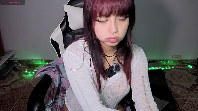 Melody Ghot online show from December 2025 02:12:02 PM