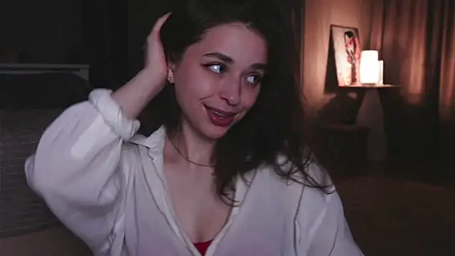 yoyogirlx online show from May 2026 02:01:02 PM