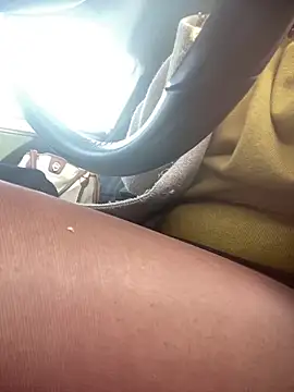 Snapshot of Deessenympho chatting on December 2025 11:26:02 AM Deessenympho online show from December 2025 11:26:02 AM