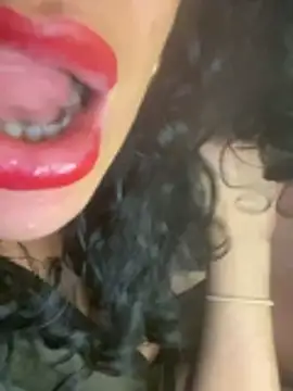 Deessenympho online show from February 2026 09:53:01 PM