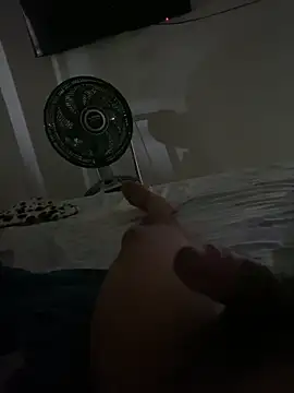 predador6969 online show from November 2025 02:49:02 PM