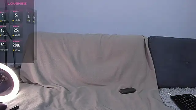 Snapshot of AlanReckless chatting on November 2025 04:13:02 AM AlanReckless online show from November 2025 04:13:02 AM