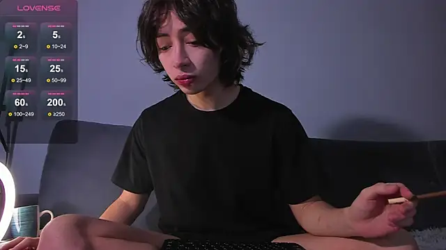 Snapshot of AlanReckless chatting on December 2025 05:39:02 AM AlanReckless online show from December 2025 05:39:02 AM