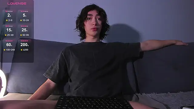 Snapshot of AlanReckless chatting on January 2026 04:06:02 AM AlanReckless online show from January 2026 04:06:02 AM