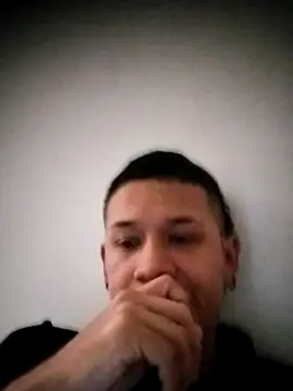 Chris    Col online show from November 2025 06:40:02 PM