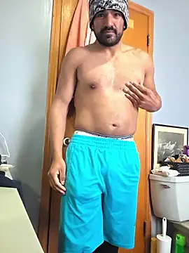 piggylatino online show from January 2026 06:11:02 PM