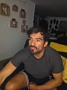 piggylatino online show from March 2026 10:25:01 PM