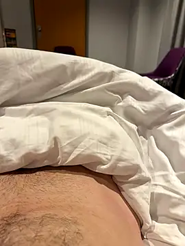 Snapshot of Blancmystro chatting on November 2025 05:28:02 PM Blancmystro online show from November 2025 05:28:02 PM