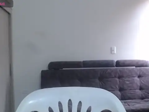 Alexander Halls online show from November 2025 04:20:01 PM