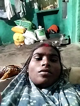 Big Lovexx online show from November 2025 05:02:02 PM