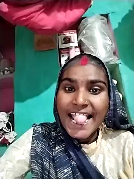 Big Lovexx online show from February 2026 10:35:01 AM