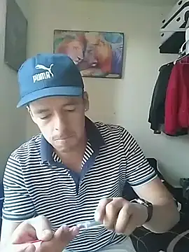 Snapshot of Junior_47 chatting on February 2026 11:33:02 PM Junior 47 online show from February 2026 11:33:02 PM