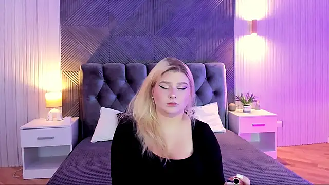 EmiliaStanley online show from November 2025 05:29:01 AM