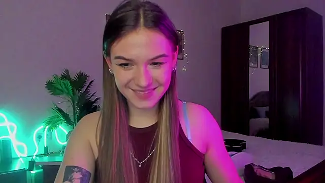 luna lust 212 online show from March 2026 07:43:02 PM