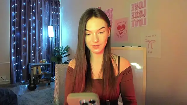 luna lust 212 online show from March 2026 04:17:02 AM