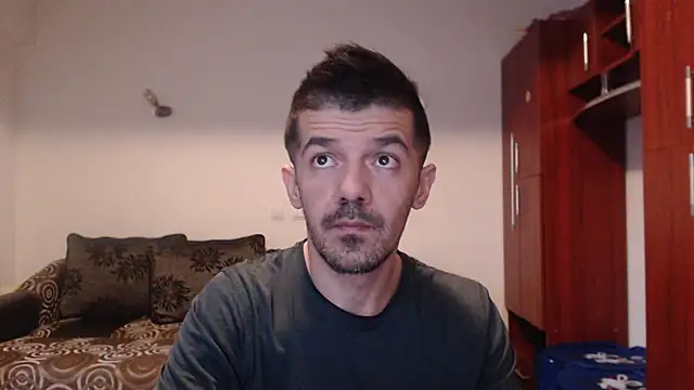 Snapshot of Dale_E chatting on December 2024 11:54:01 AM Dale E online show from December 2024 11:54:01 AM