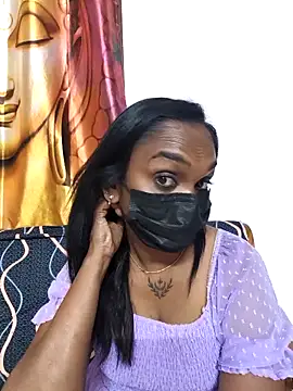 Dharshini98 online show from November 2025 10:08:02 PM