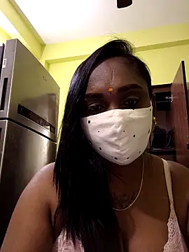 Dharshini98 online show from February 2026 11:09:01 PM