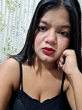 DIMPLE-GIRL88 online show from April 2026 06:52:01 PM