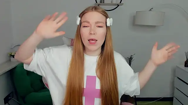 Snapshot of LavetaShiroma chatting on November 2025 07:50:02 PM LavetaShiroma online show from November 2025 07:50:02 PM