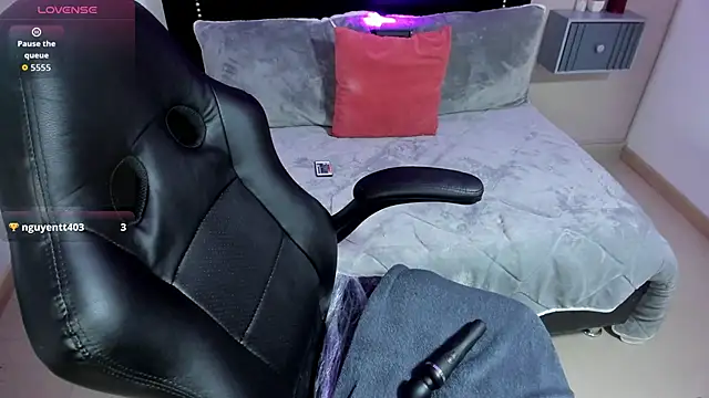 Snapshot of conny_tanakaa chatting on November 2025 02:54:01 PM conny tanakaa online show from November 2025 02:54:01 PM