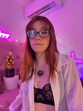 Snapshot of Teenjenn_ chatting on December 2025 11:54:01 PM Teenjenn online show from December 2025 11:54:01 PM