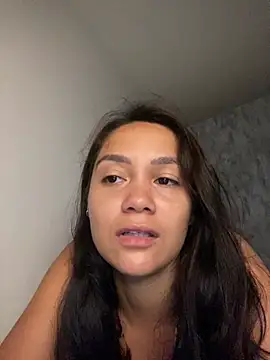 carolsapequinha online show from February 2026 12:15:01 PM