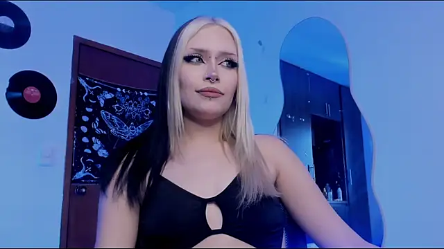 scorpiogyal online show from November 2025 04:08:02 PM