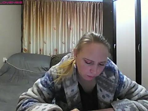 JenniDeep online show from March 2026 07:42:02 PM