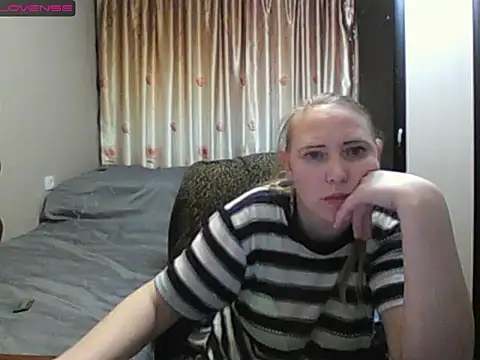 JenniDeep online show from April 2026 05:43:01 PM