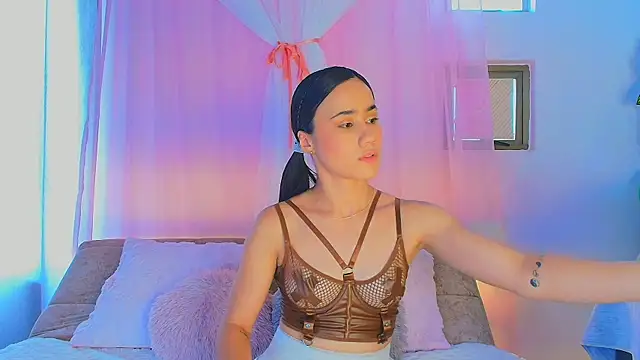 lizzy kane online show from March 2026 08:14:01 PM