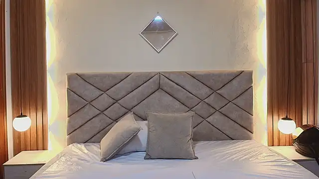 Laracooper  online show from March 2026 08:02:02 PM