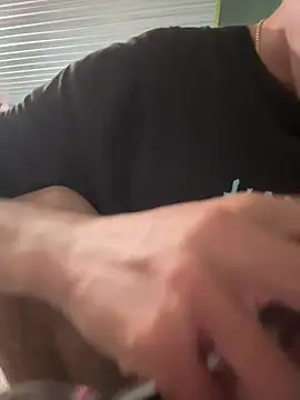 Snapshot of MEFUN- chatting on January 2026 03:17:01 PM MEFUN- online show from January 2026 03:17:01 PM