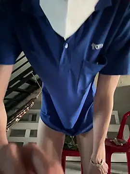 Snapshot of MEFUN- chatting on February 2026 12:15:01 AM MEFUN- online show from February 2026 12:15:01 AM