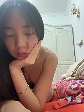 Snapshot of TinyBabe chatting on April 2026 02:14:02 PM TinyBabe online show from April 2026 02:14:02 PM